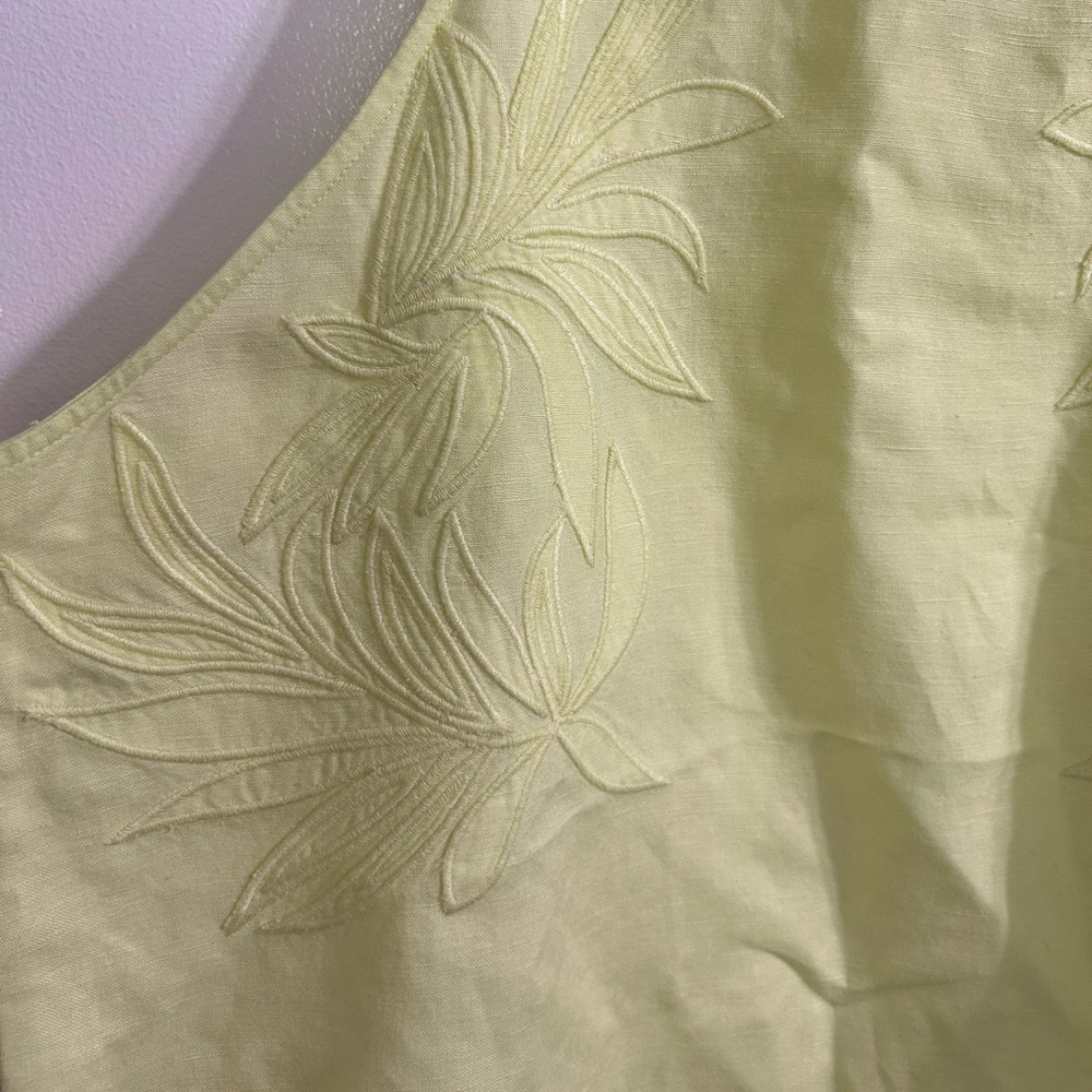 Ann Taylor Lime Green Yellow Sleeveless Embroidered Linen Blend Top - Picture 5 of 6